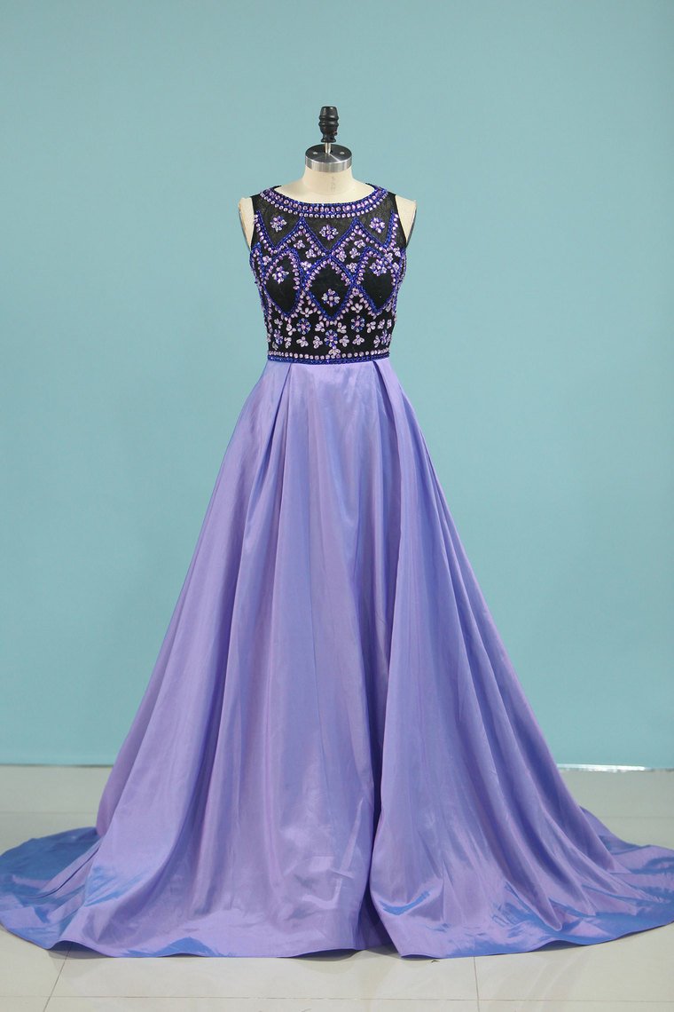 New Arrival Plus Size Prom Dresses A Line Scoop With Beading Taffeta