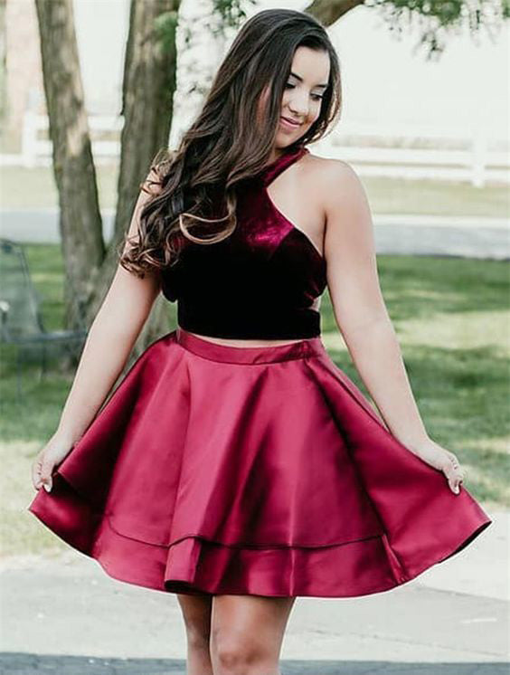 Halter Satin Mariyah Homecoming Dresses Two Pieces Sleeveless Burgundy Pleated Short