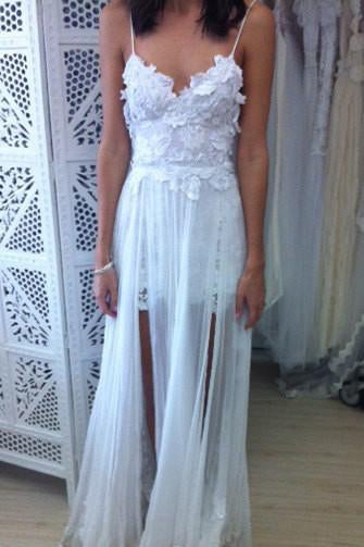 Stunning Backless White Lace Boho Spaghetti Straps Chiffon Beach Lace Lining Wedding Dress