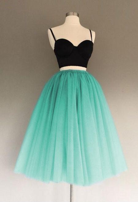 A Line Two Piece Homecoming Dresses Short Tulle Prom Gowns