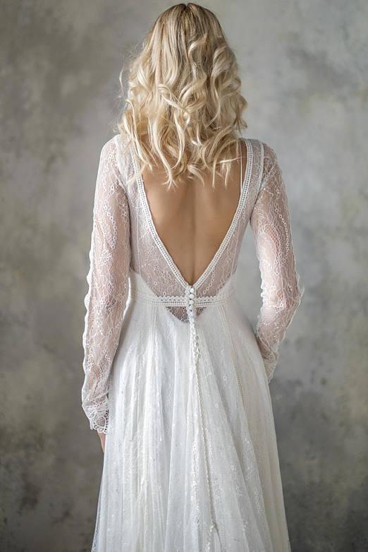 Elegant A Line V Neck Long Sleeve Ivory Lace Backless Beach Boho Wedding Dresses JS872