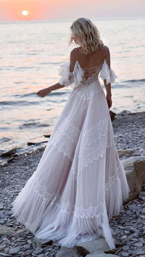 Bohemia Off The Shoulder Charming Lace Beach Wedding Dresses