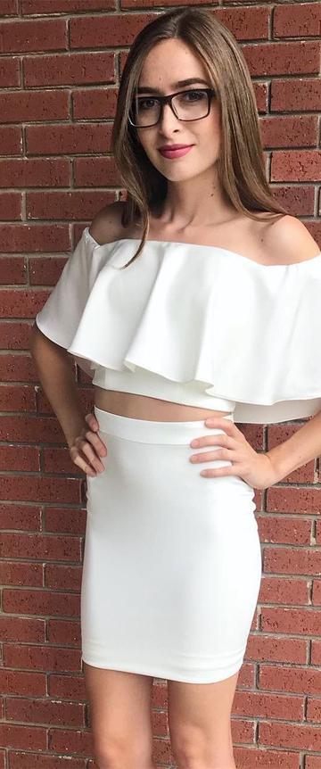 Sexy Two Piece Off The Shoulder Short Tracy Homecoming Dresses White Tight CD22881