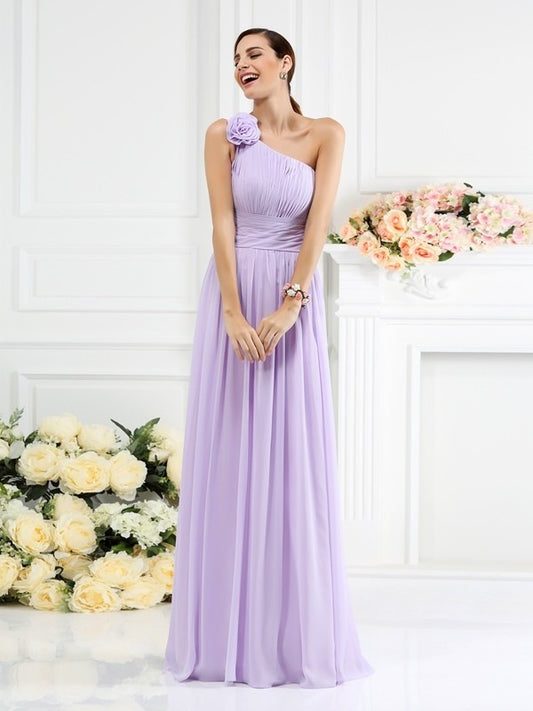 A-Line/Princess Pleats Long Flower One-Shoulder Sleeveless Hand-Made Chiffon Bridesmaid Dresses