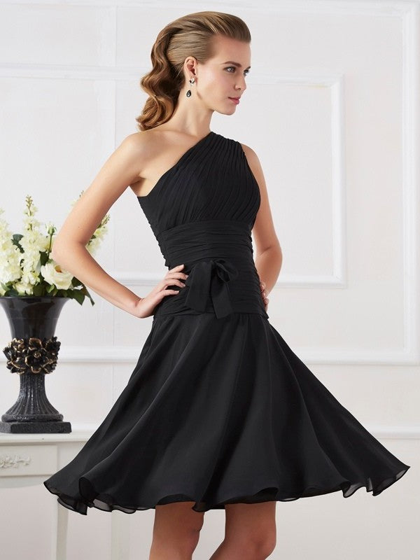 A-Line/Princess One-Shoulder Sleeveless Pleats Short Chiffon Homecoming Dresses