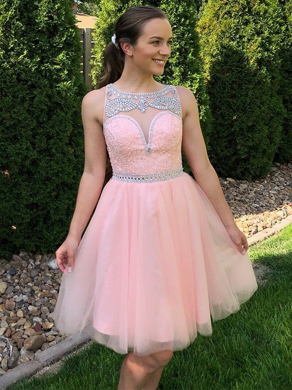 Scoop Sleeveless Beading A-Line/Princess Tulle Short/Mini Homecoming Dresses