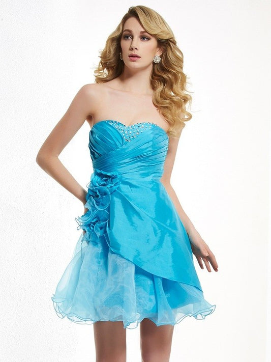 Sleeveless Short A-Line/Princess Beading Sweetheart Taffeta Homecoming Dresses