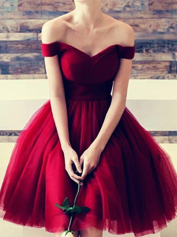 With A-Line Tulle Off-the-Shoulder Short Cut Ruffles Red Homecoming Dresses