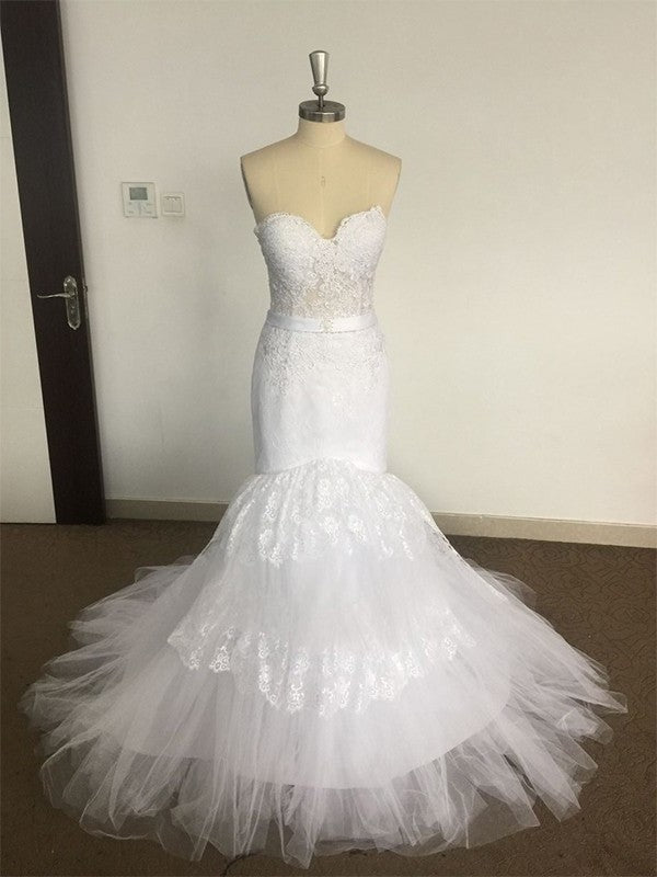 Lace Court Trumpet/Mermaid Sweetheart Tulle Train Sleeveless Wedding Dresses