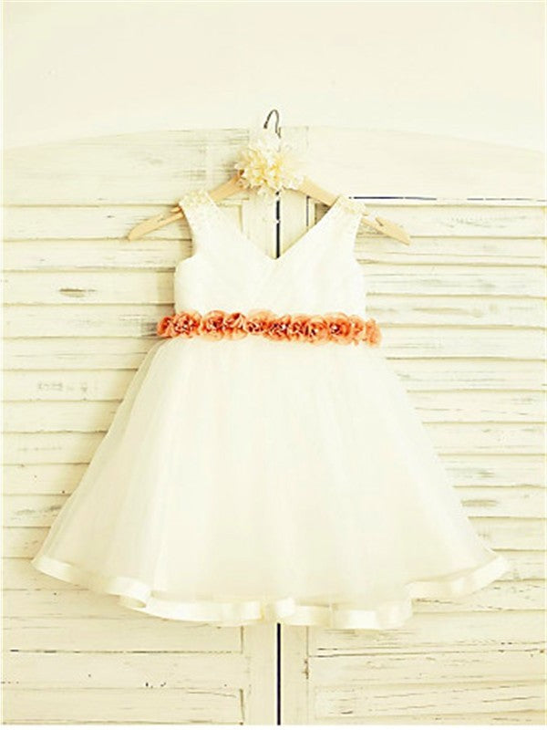 Flower A-line/Princess V-neck Hand-made Sleeveless Tulle Tea-Length Flower Girl Dresses