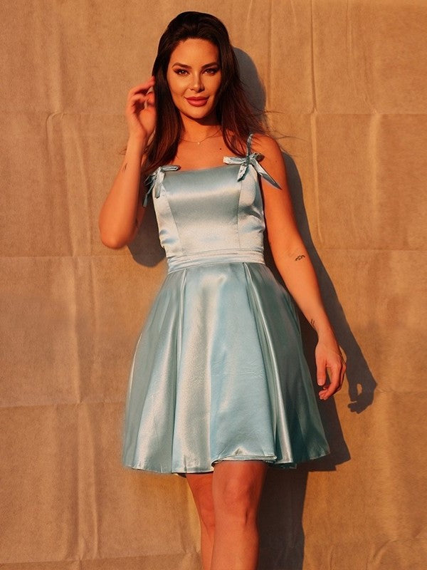 Straps A-Line/Princess Sleeveless Ruffles Spaghetti Short/Mini Homecoming Dresses