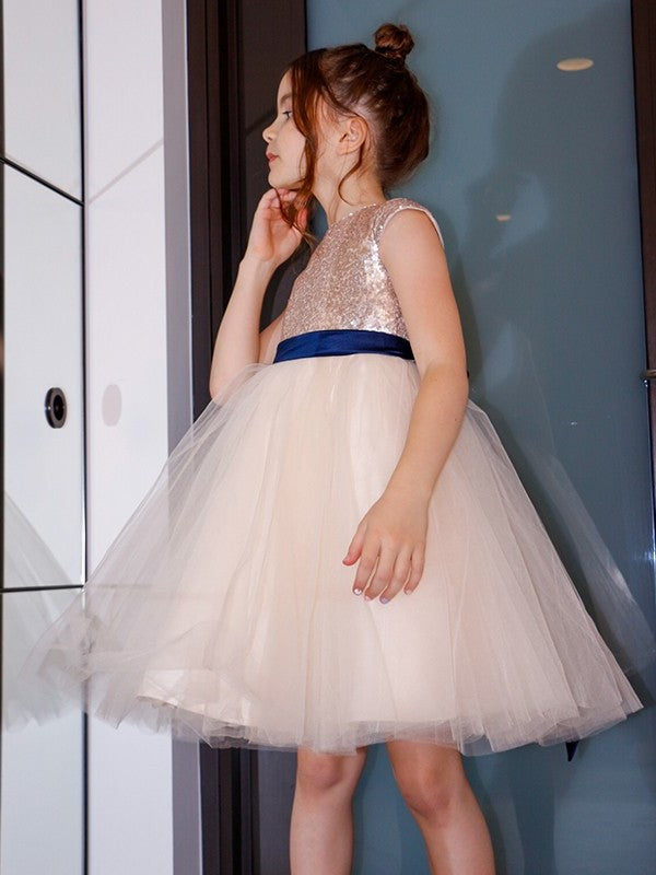 Short Sleeves Scoop Tulle Knee-Length A-Line/Princess Sash/Ribbon/Belt Flower Girl Dresses